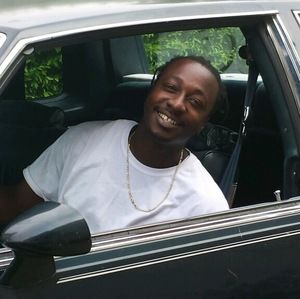 Meet your Posher, Carlos